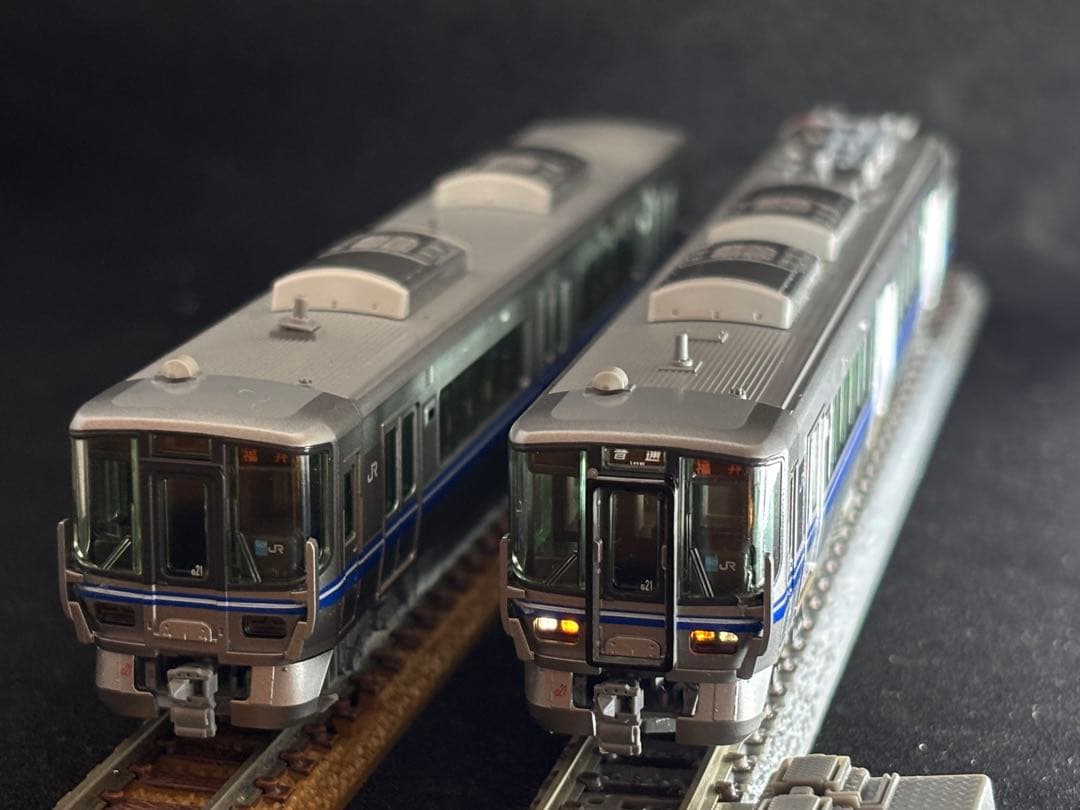 Kato 521系 2次車【10-1395】先頭TN化　　Nゲージ（ジャンク）