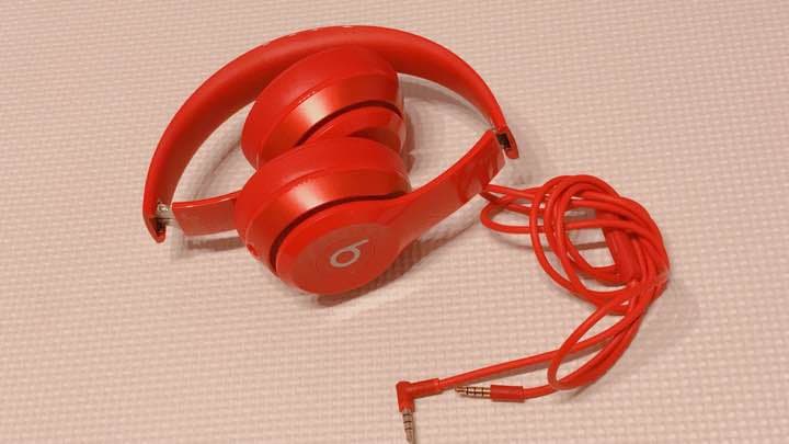 【値下げ】Beats ヘッドホン赤