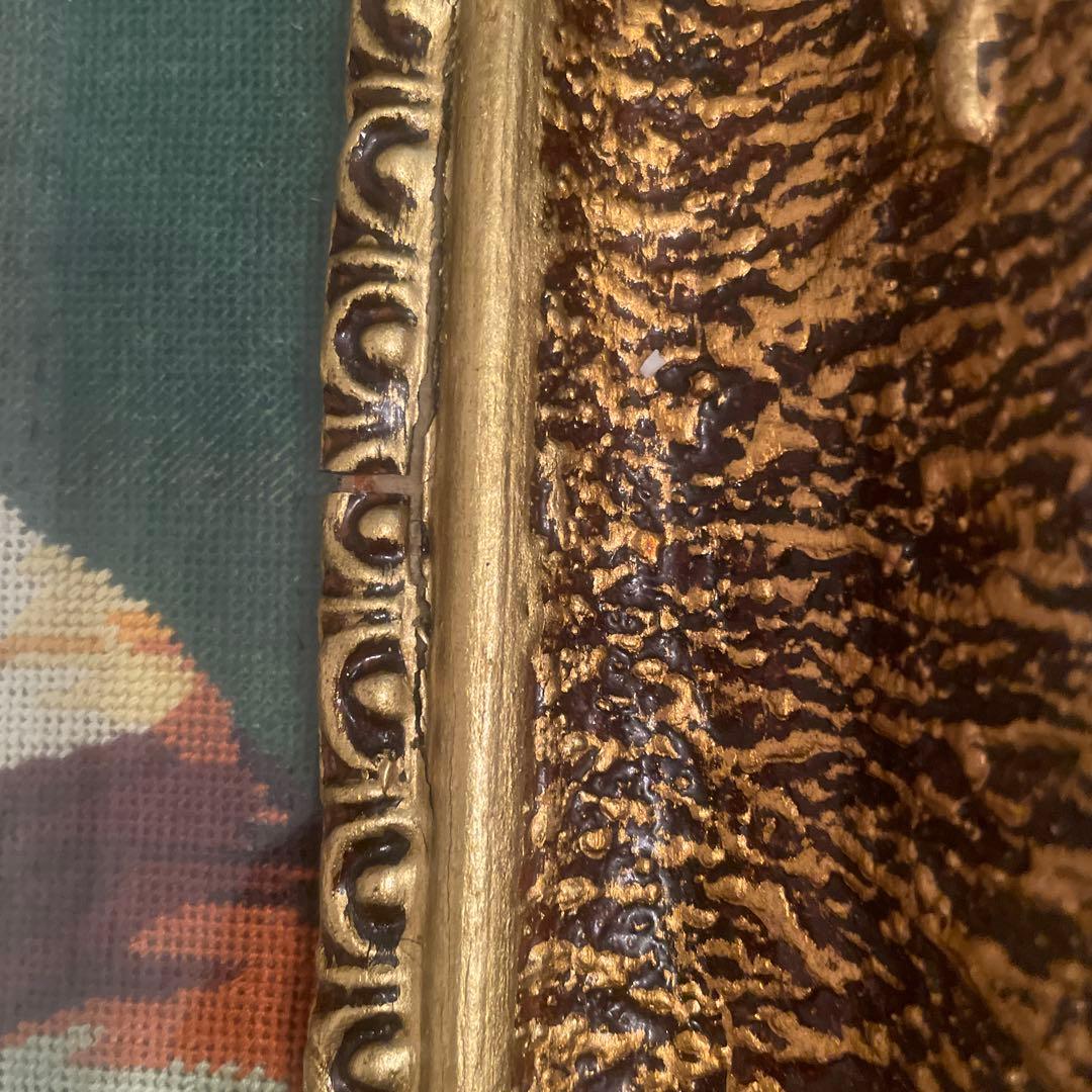 “読書する娘”の絵画 金色フレーム付き