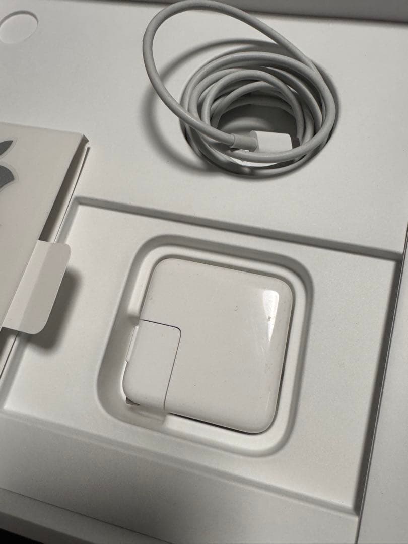 MacBookAir M1 2021シルバー　13インチ　JISキー