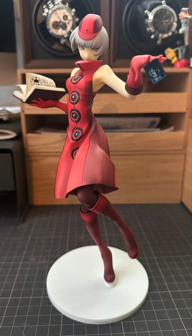 【完売品】　ペルソナ 3 フィギュア　エリザベス　フィギュア　クリスマスver