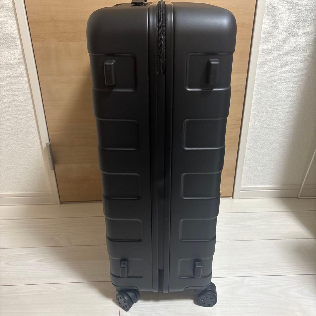 未使用　無印良品 バーを自由に調節できる ハードキャリーケース 75L