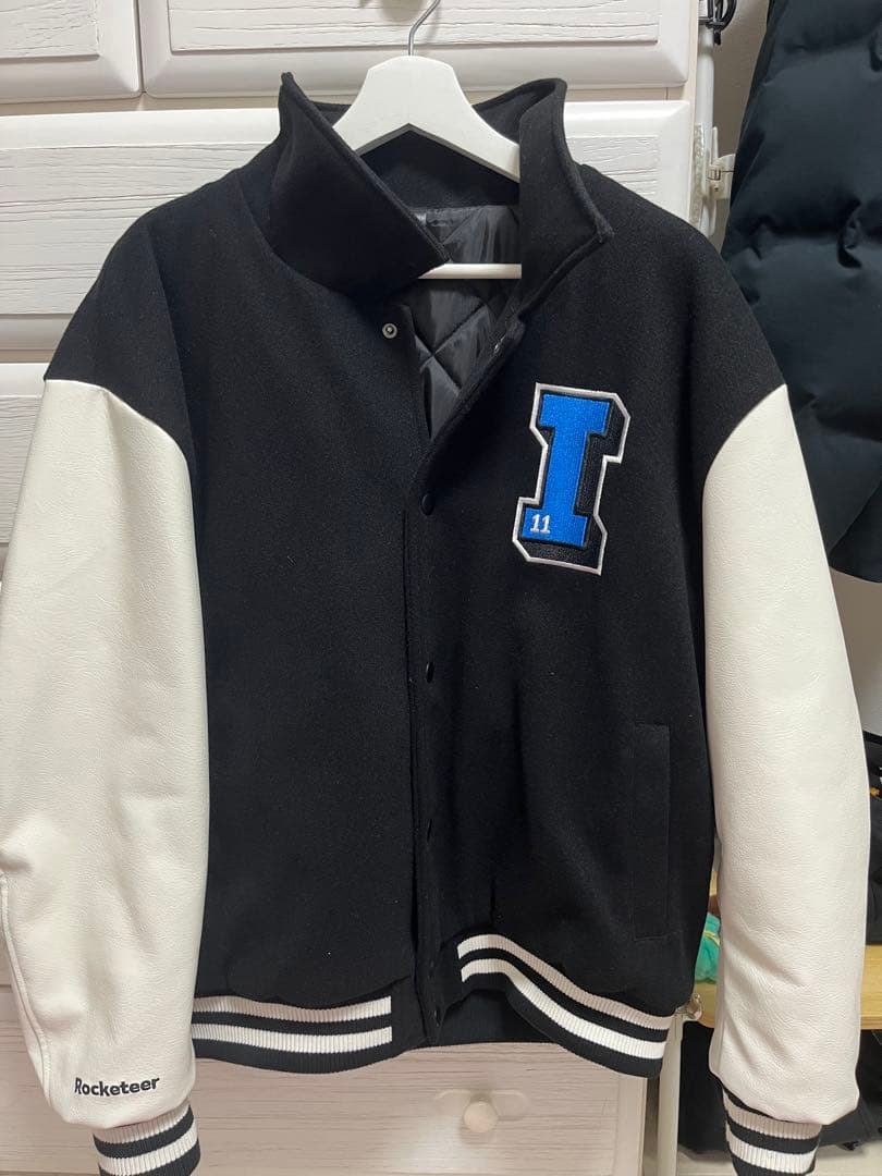 ラポスタ INI スタジアムジャンパー　M