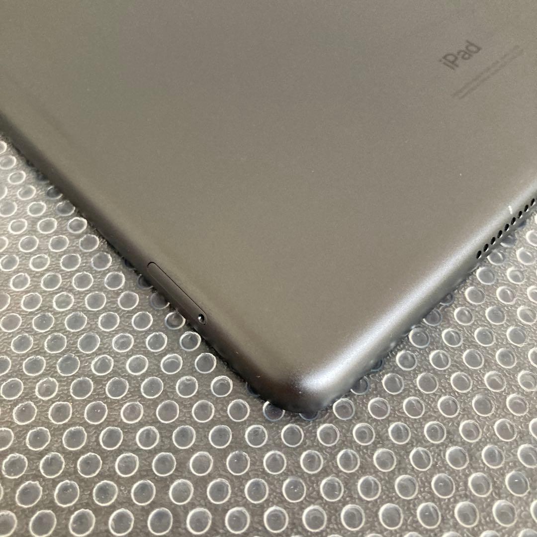 3652【早い者勝ち】iPad8 第8世代 32GB SIMフリー☆