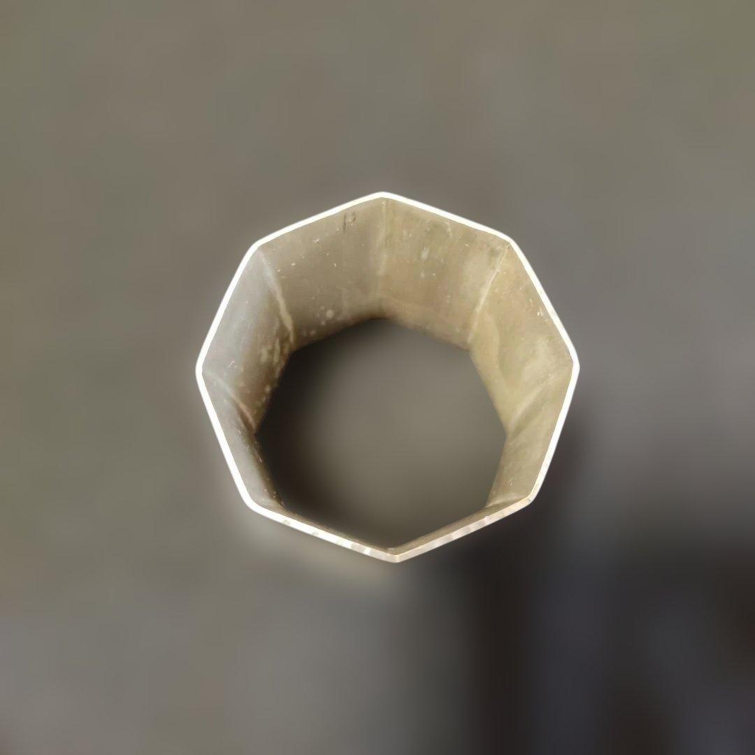 南鐐八角蓋置き。竹影堂。銀製品。 銀杏、いちょう。約70g。茶道具。