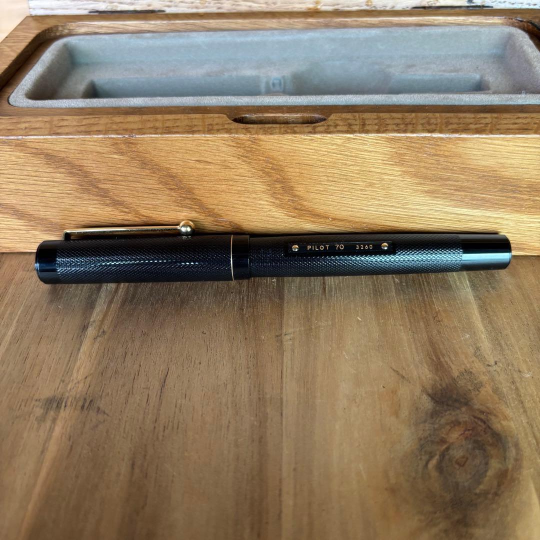 【限定品】PILOT 創立70周年 記念 万年筆　希少