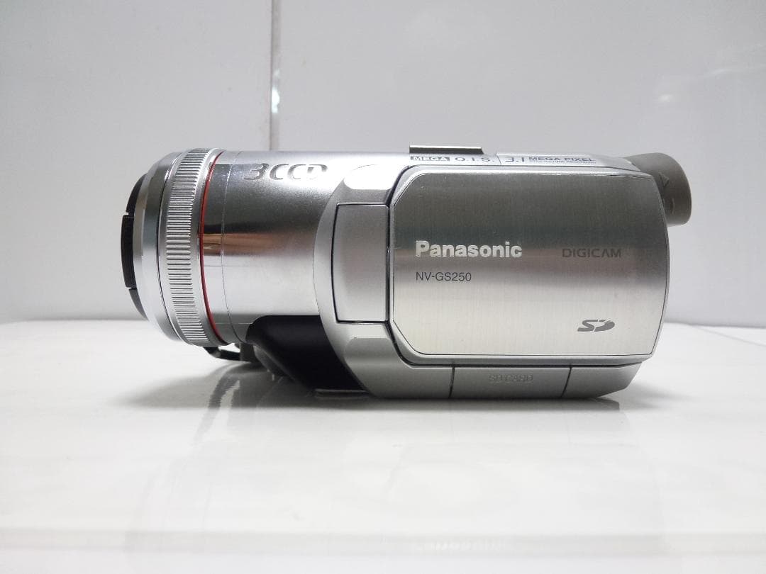 美品　動作品　Mini DV　パナソニックビデオカメラ　NV-GS250　大人気