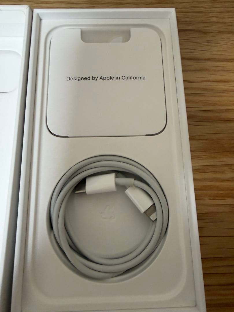 iPhone13 無印　128G スターライト