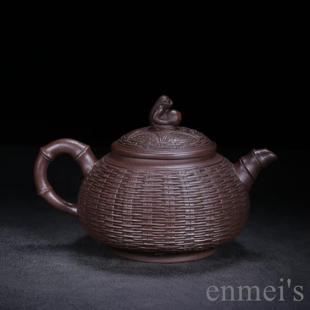 中国古美術 宜興 紫砂壺 靈猴献瑞壺 底款:汪寅仙 原鉱紫泥 急須 茶壺 唐物