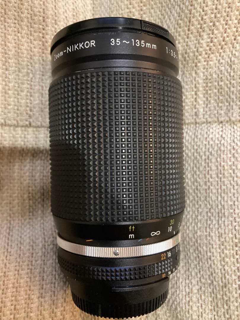 パ*コ様 使用感あり　Nikon F4 一眼レフカメラ MB-21付き　レンズ四