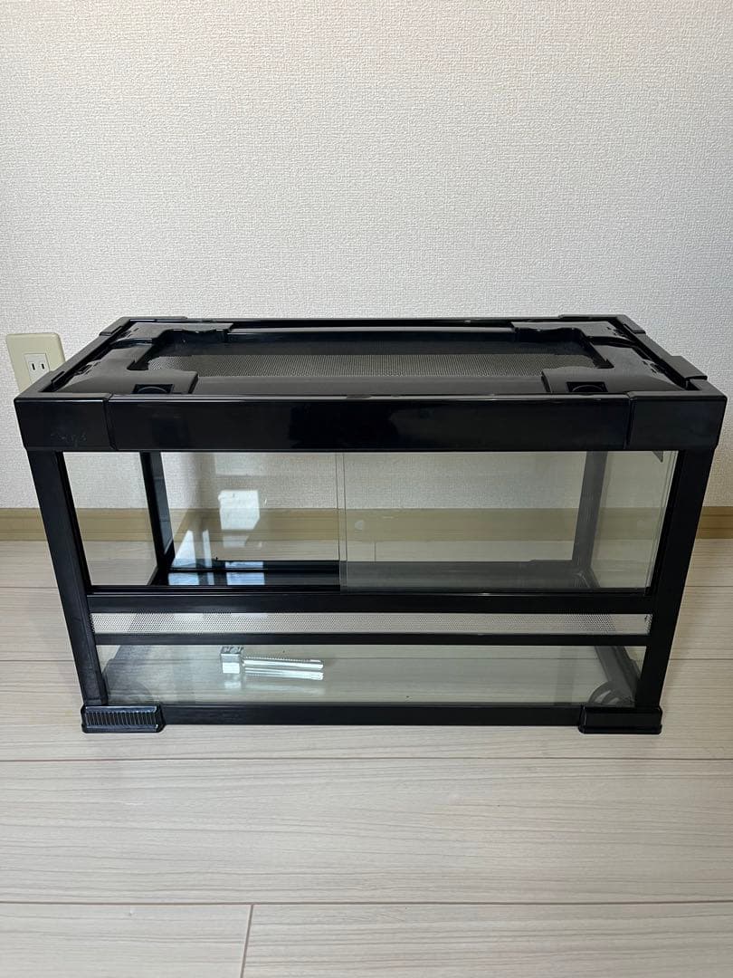 爬虫類飼育ケージ 黒