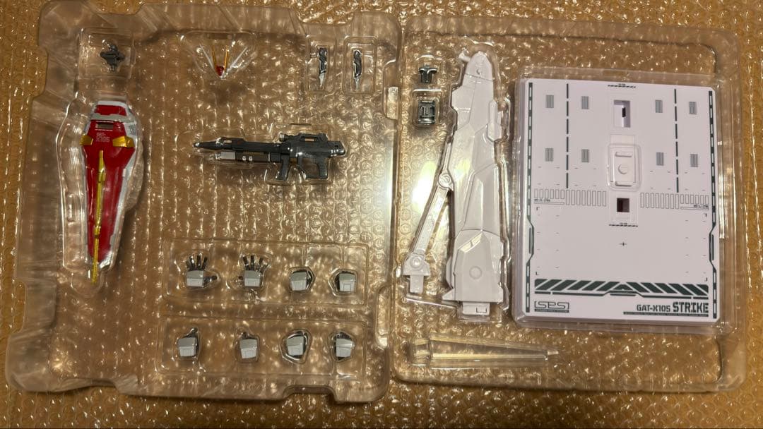 即購入可能 メタルビルド ストライクガンダム ヘリオポリスロールアウトVer.