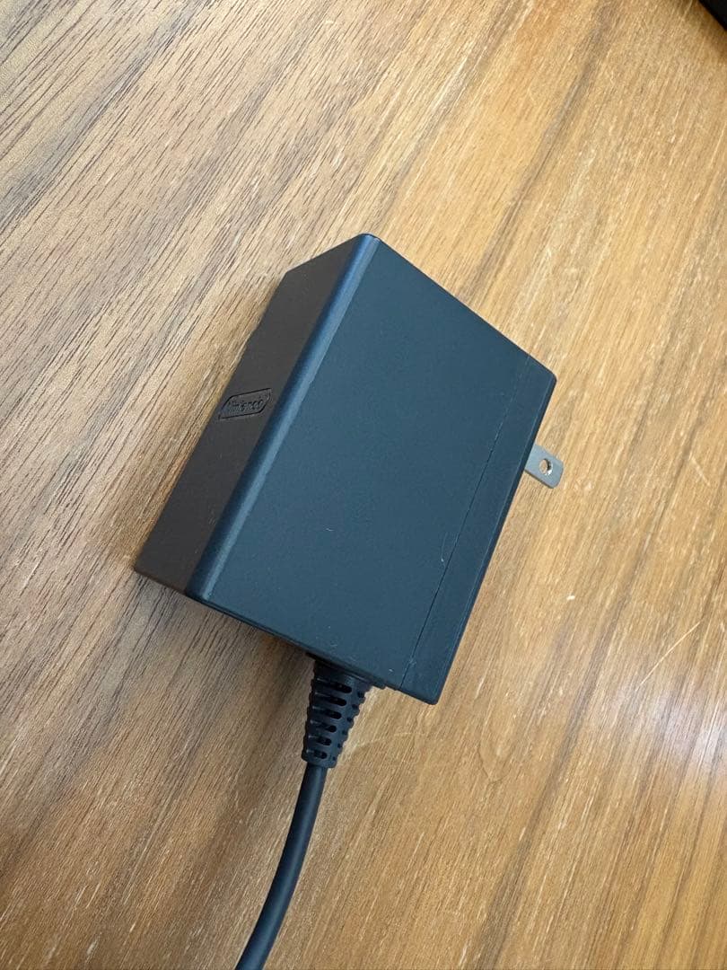 【Riiin】Nintendo Switch 赤/青 本体＋付属品