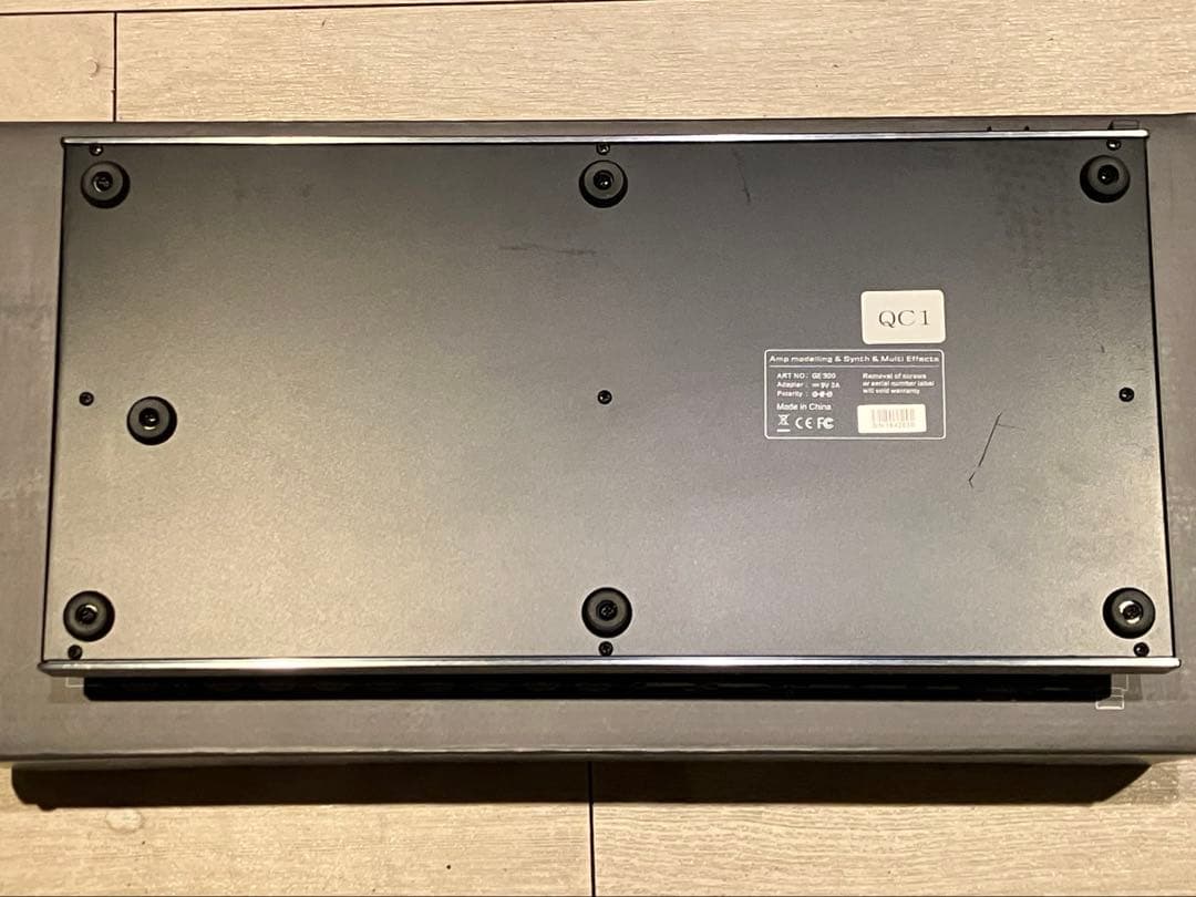 MOOER GE300 マルチエフェクター　フットスイッチカバー、DL説明書付