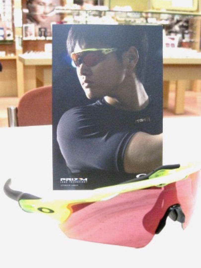 Oakley サングラス 大谷翔平モデル　ケース付き