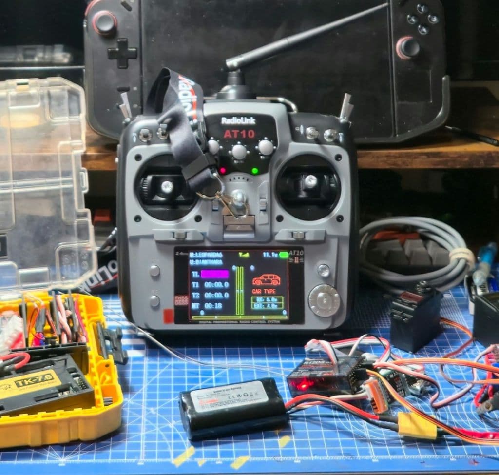 ラジコン 戦車1/16 レオパルド2A6 (Radiolink)