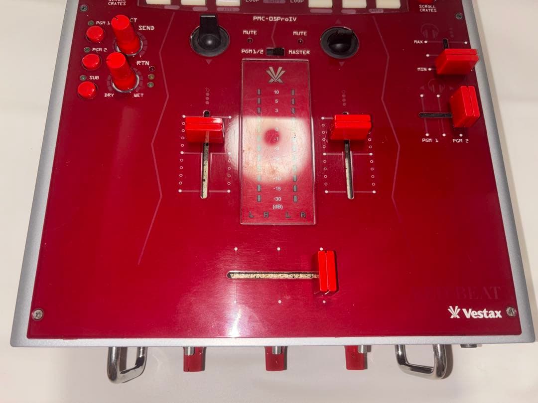 Vestax PMC-05Pro IV DJミキサー 赤