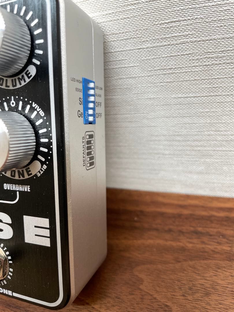 king tone rise キングトーン　fuzz ブースター