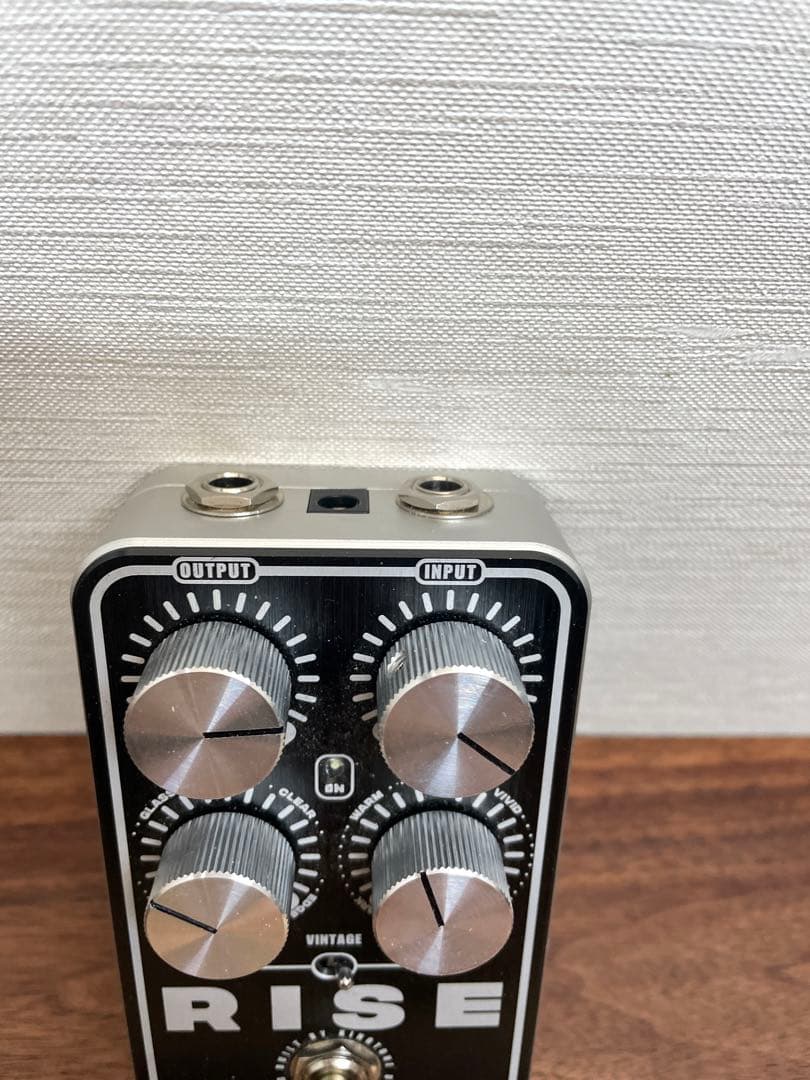 king tone rise キングトーン　fuzz ブースター
