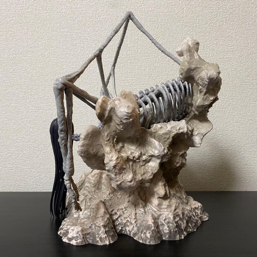 進撃の巨人 地鳴らし 一番くじ ラストワン賞 終尾の巨人 フィギュア