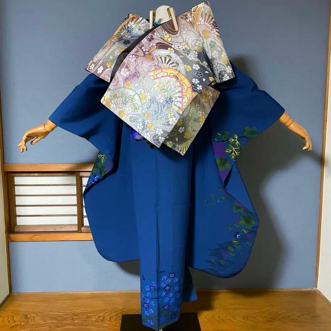 振袖フルセット　めずらしい青色が会場で目を引くファー付き　スタイリッシュ　成人式