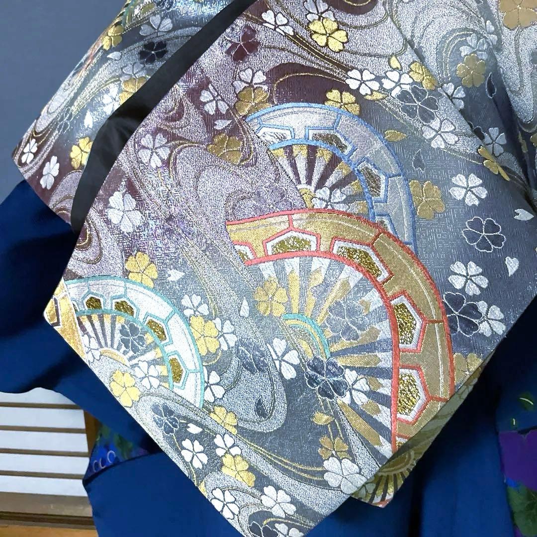 振袖フルセット　めずらしい青色が会場で目を引くファー付き　スタイリッシュ　成人式