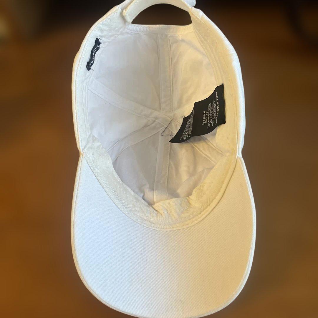 BALENCIAGA ホワイト ベースボールキャップ　バレンシアガ