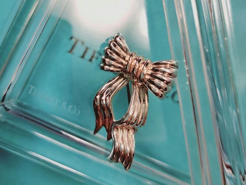 ティファニー リボン starring 14k コンビ ヴィンテージ ブローチ