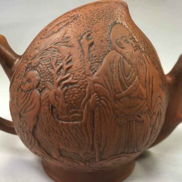 松永朱泥龍仙人文桃型水滴急須