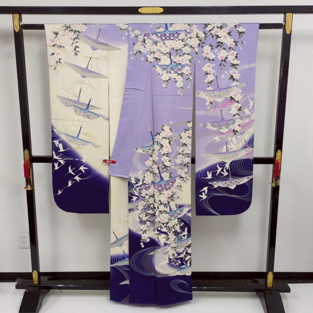 振袖 羽ばたく鳥 華やか 素敵なデザイン 着物 正絹 T-8355