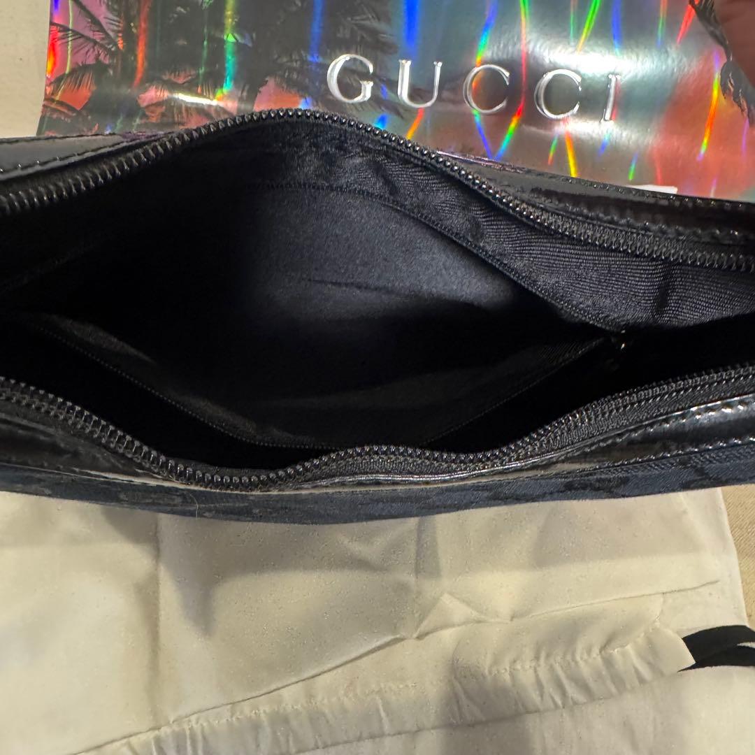GUCCI ブラック GGパターン ハンドバッグ