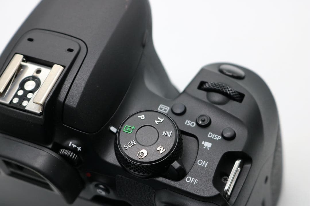 美品 【Canon EOS Kiss X10i ダブルレンズセット】 安心保証◎