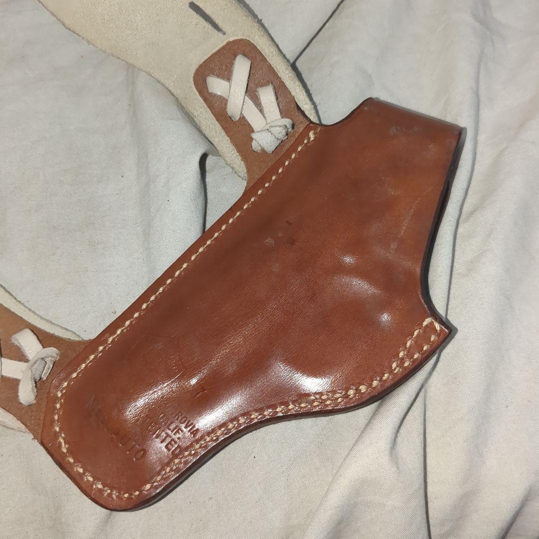 safariland　実物　小型ピストル用　本革レザーショルダーホルスター