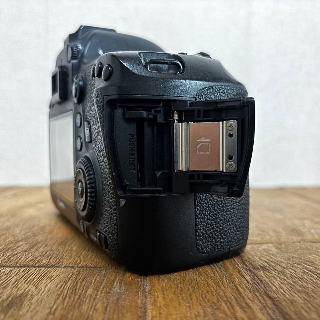 キャノン　EOS6D 本体