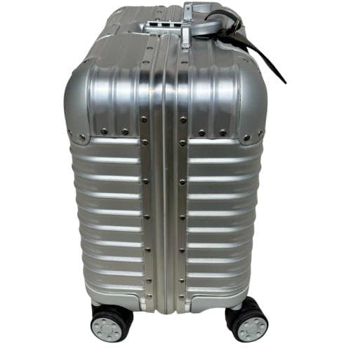 【1回使用 極美品】RIMOWA リモワ コンパクト 1回使用【定価22.9万】