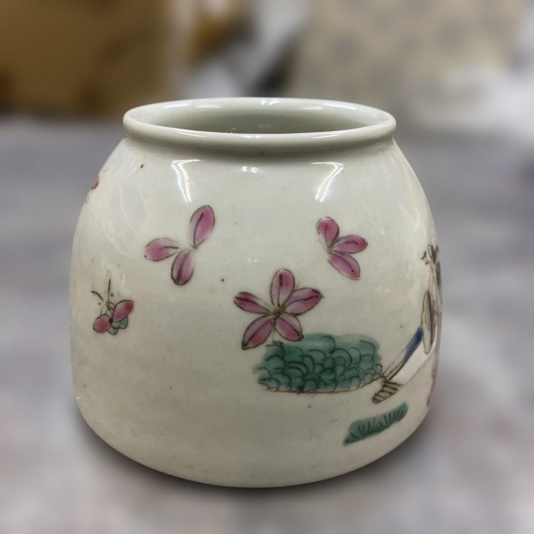 大清同治年製　粉彩人物図　骨董品　時代物