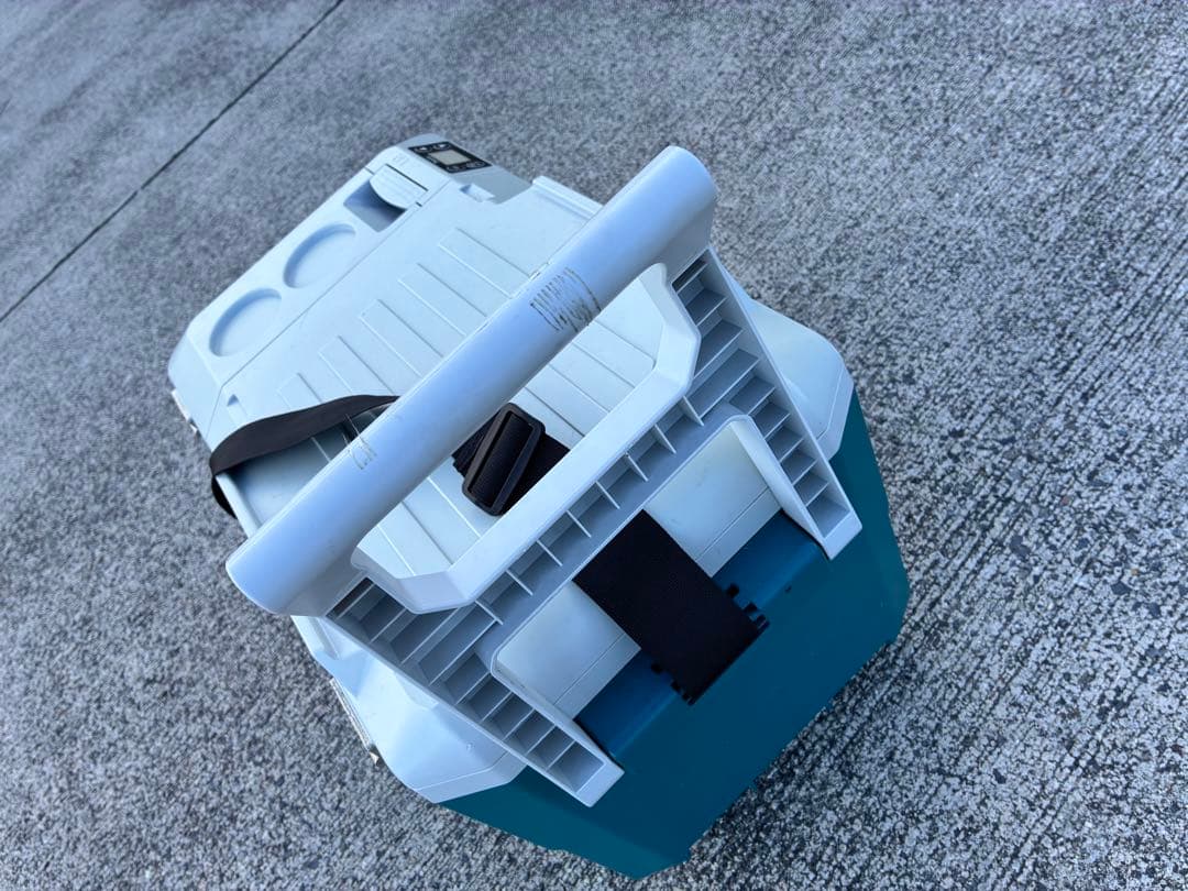 マキタ　冷蔵庫