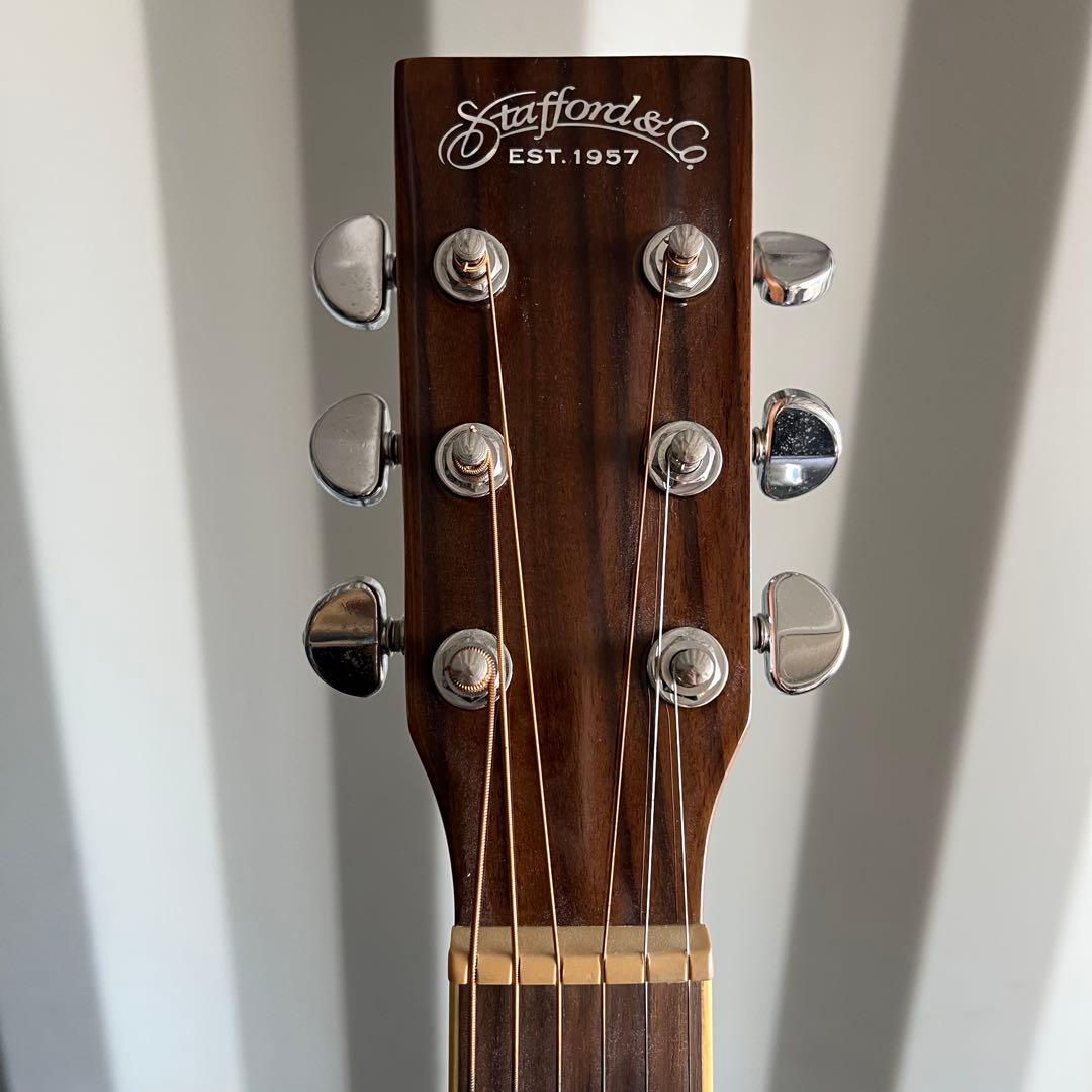 91美品✨　Stafford SF-200F-BS ギター