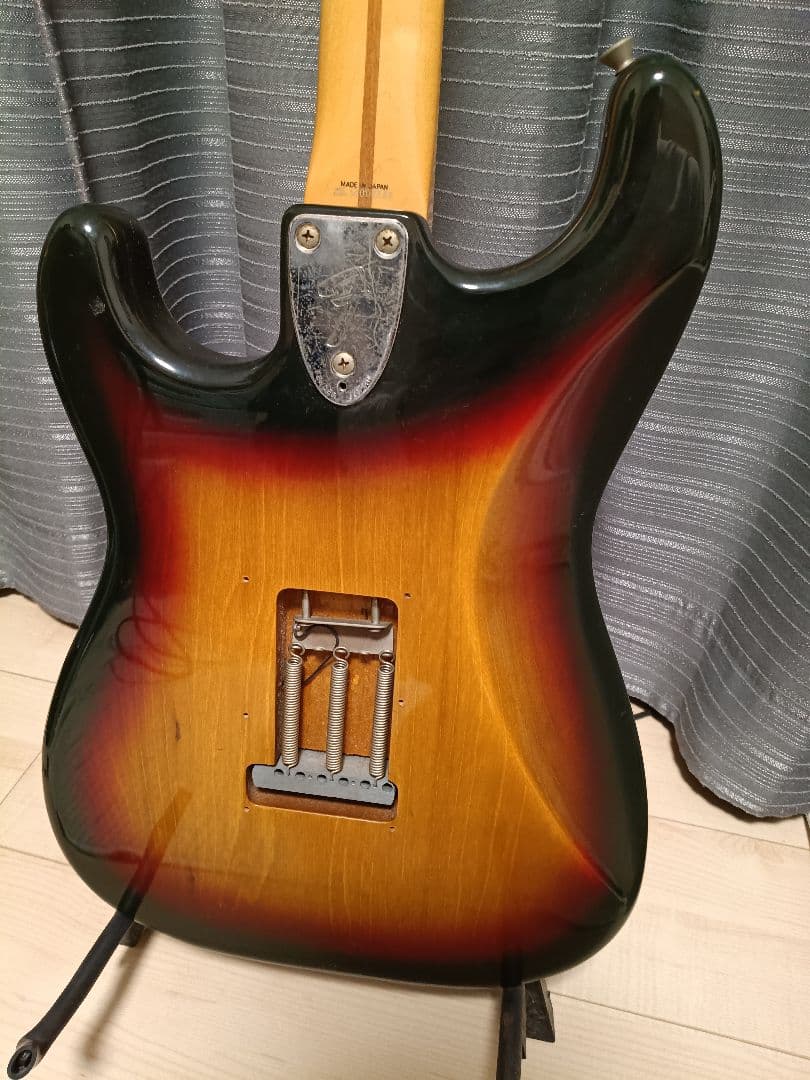 Fender Japan Stratocaster サンバースト