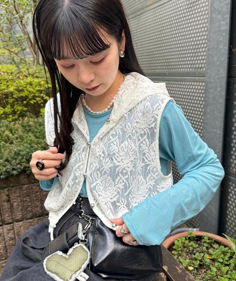 【yamada企画/WEB限定】レースノースリパーカー フード付きのタンクトップ