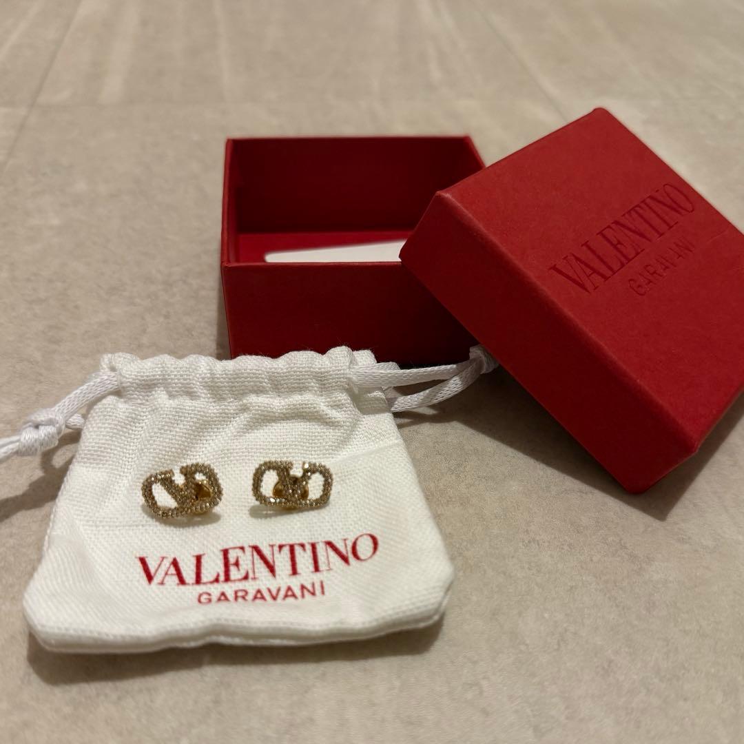 ヴァレンティノ　ピアス