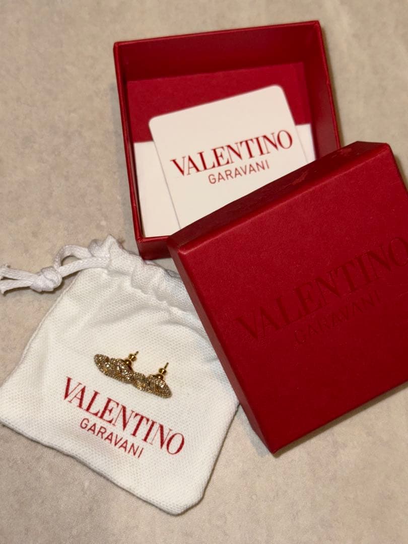 ヴァレンティノ　ピアス