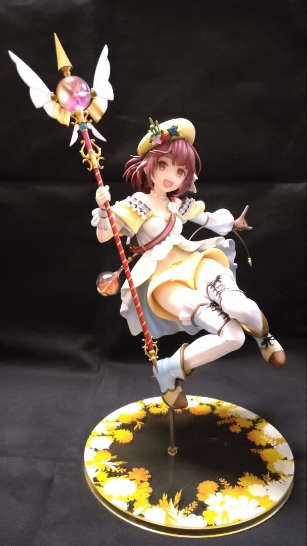 ソフィー フィギュア