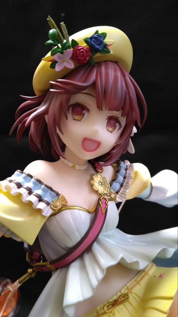 ソフィー フィギュア