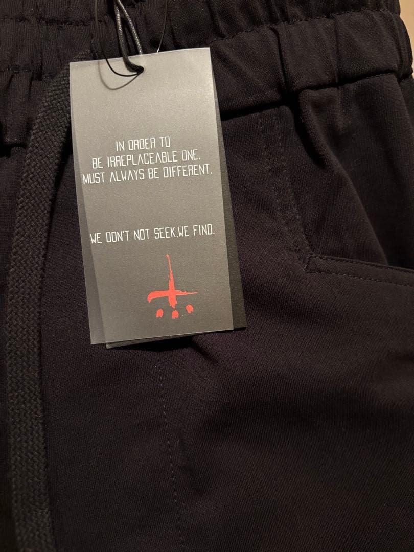 cvtvlist サルエルパンツ　新品　定価38500円