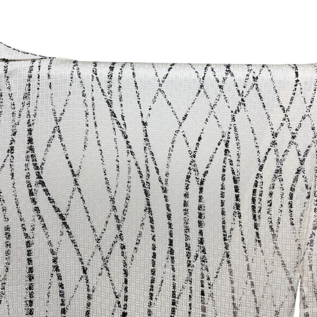 作家もの　付け下げ　モノトーン　よろけ　縦縞　網目地紋　着物　114b d ms