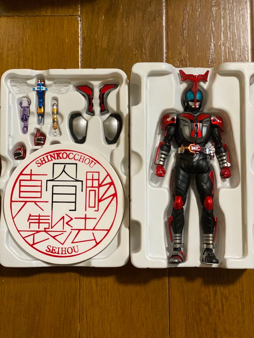 真骨彫製法 仮面ライダーカブト ハイパーフォーム 10周年再販版 バンダイ