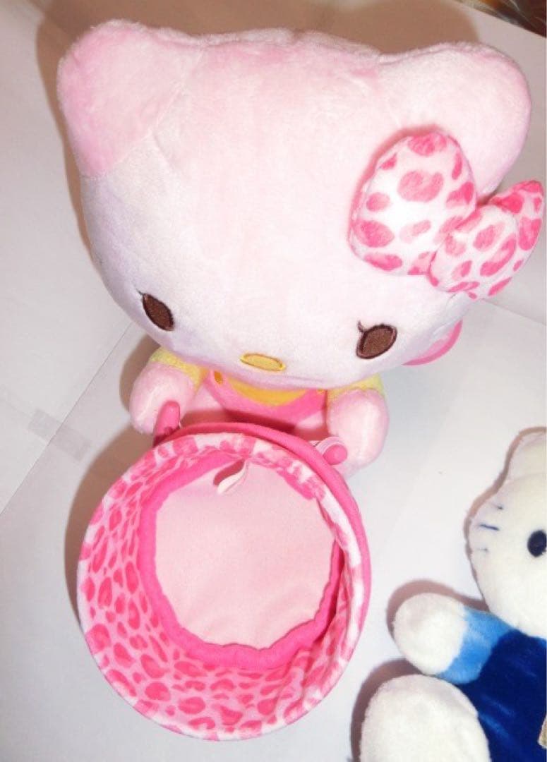 サンリオ　ハローキティ　ぬいぐるみ マスコット　６個　レトロ