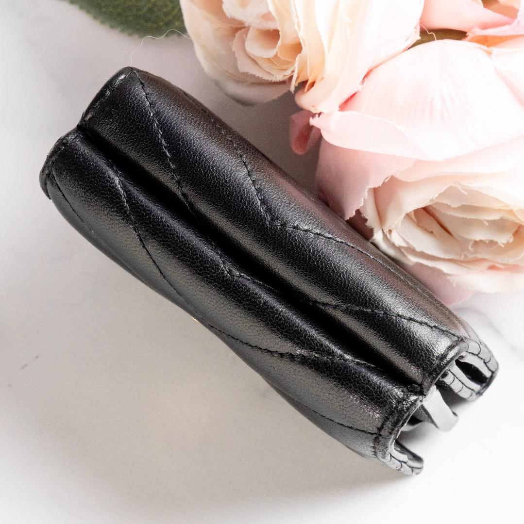 渡辺和敬 【箱付き】 綺麗✨サンローラン ラムスキン三つ折りミニ財布黒 金