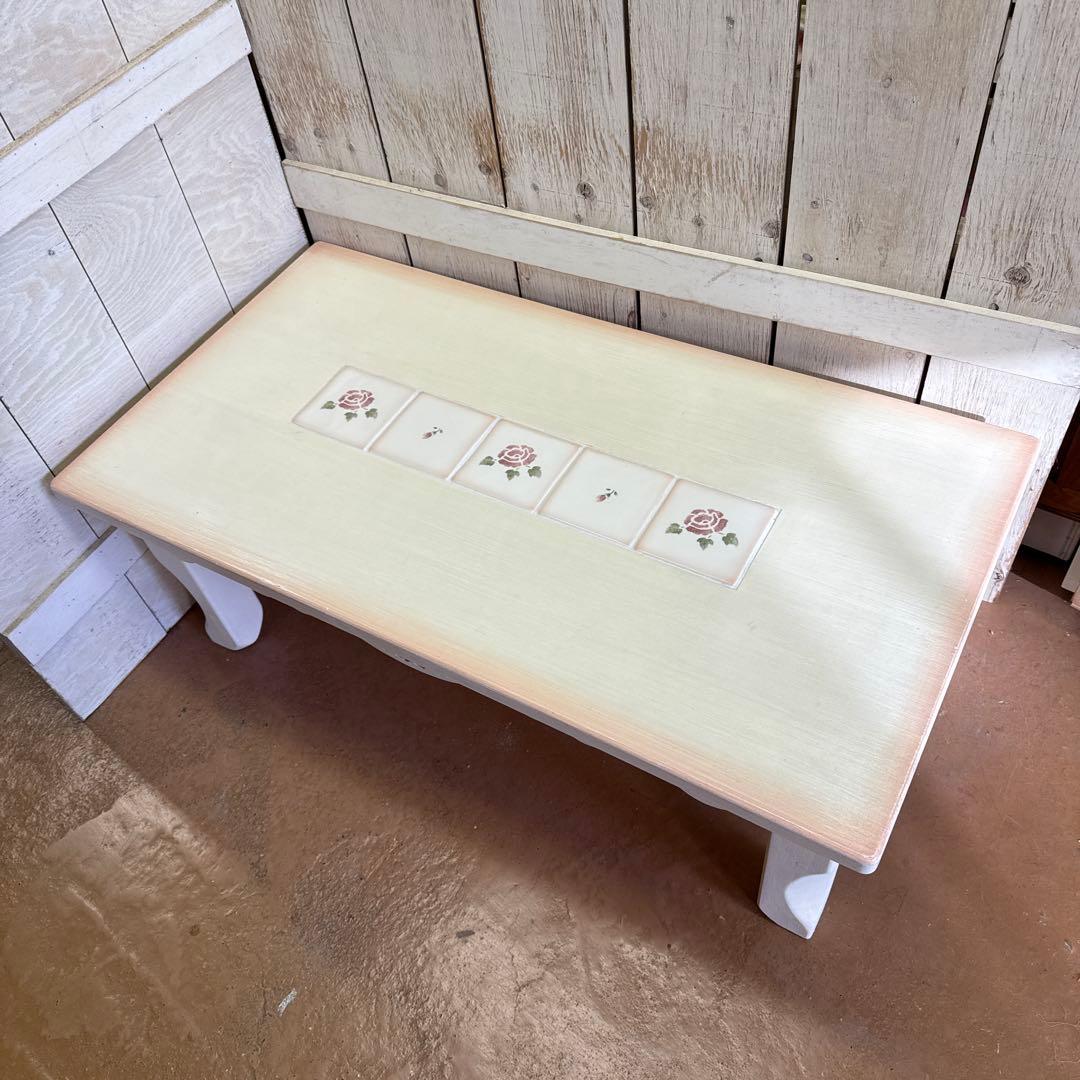 マニーローズタイルを使った 折りたたみローテーブルカッティングローズ試作展示品